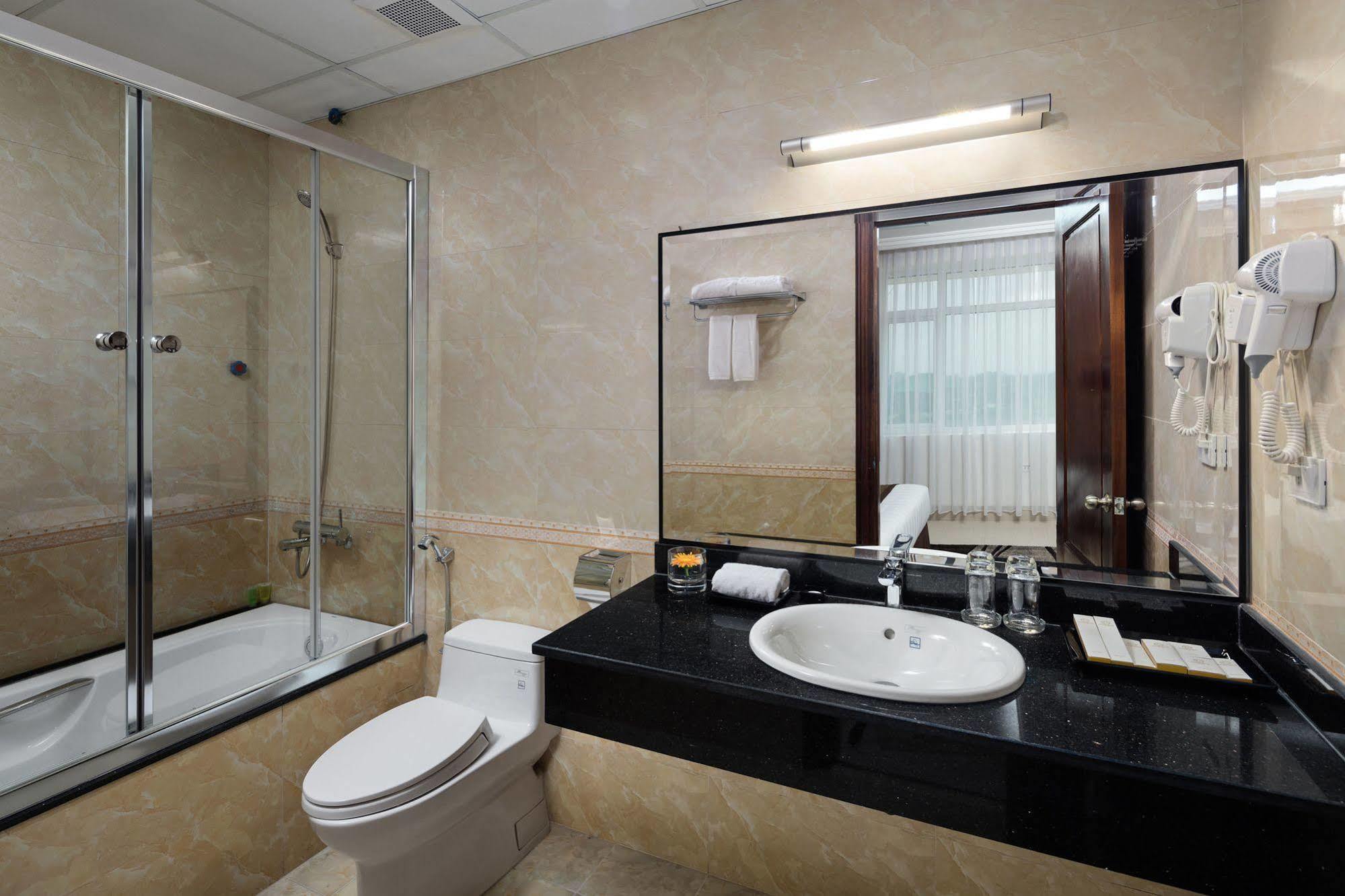 Center Hotel Bắc Ninh מראה חיצוני תמונה